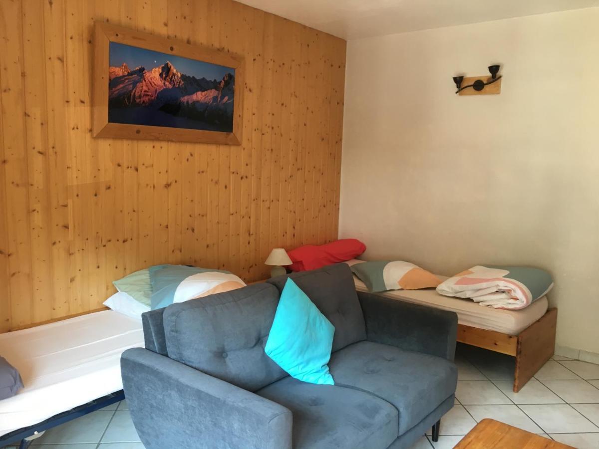Au Pieds Des 3 Vallees 布里德莱班 外观 照片